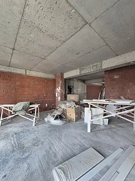 Satılır 3 otaqlı mənzil 130 m²