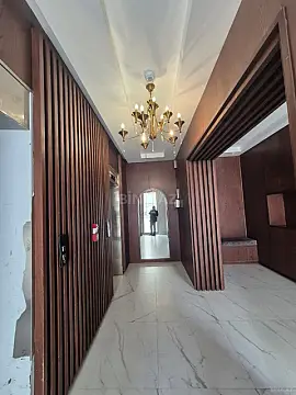 Satılır 3 otaqlı mənzil 130 m²