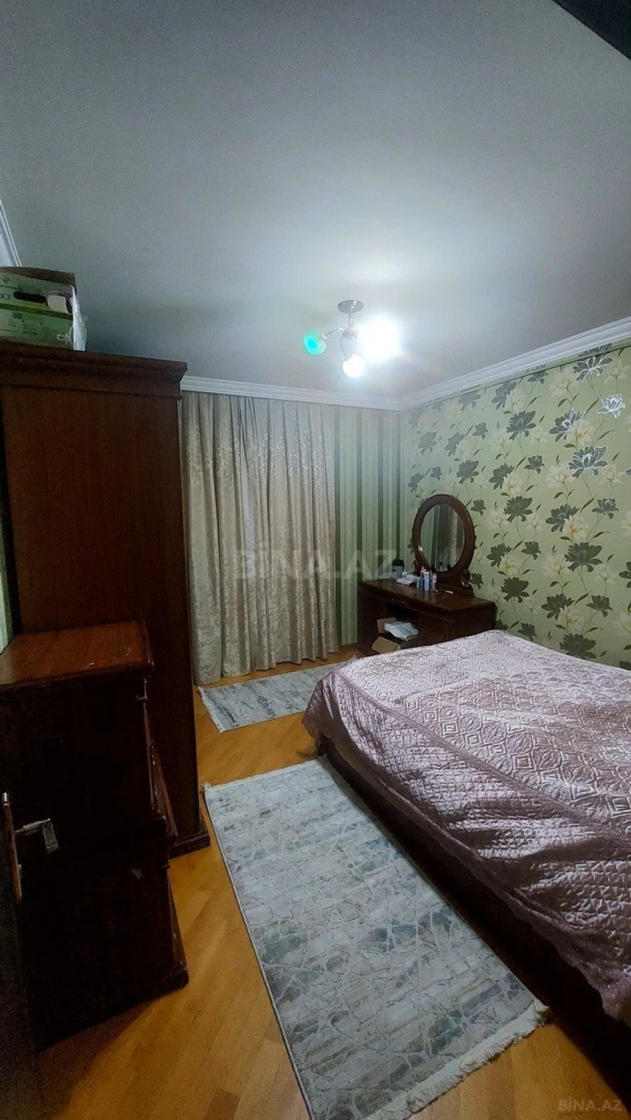 Satılır 2 otaqlı mənzil 67 m²