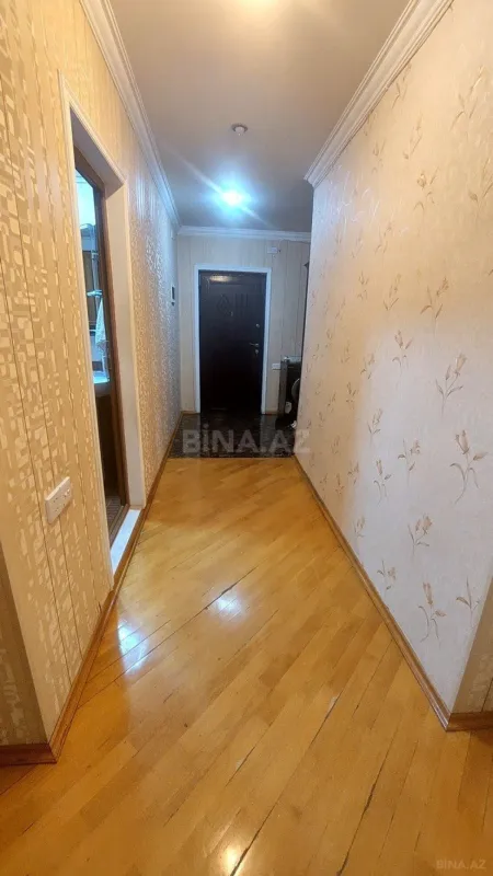 Satılır 2 otaqlı mənzil 67 m²
