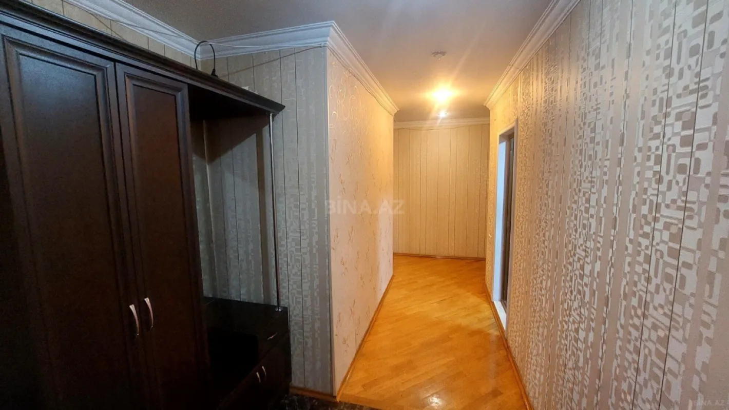 Satılır 2 otaqlı mənzil 67 m²