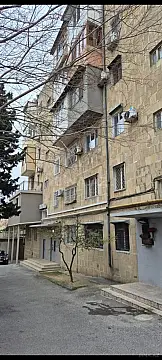 Satılır 3 otaqlı mənzil 80 m²