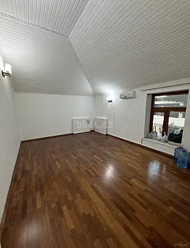 Kirayə verilir 4 otaqlı ofis 100 m²