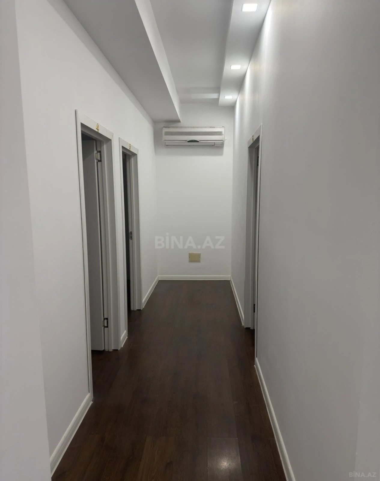 Kirayə verilir 4 otaqlı ofis 100 m²