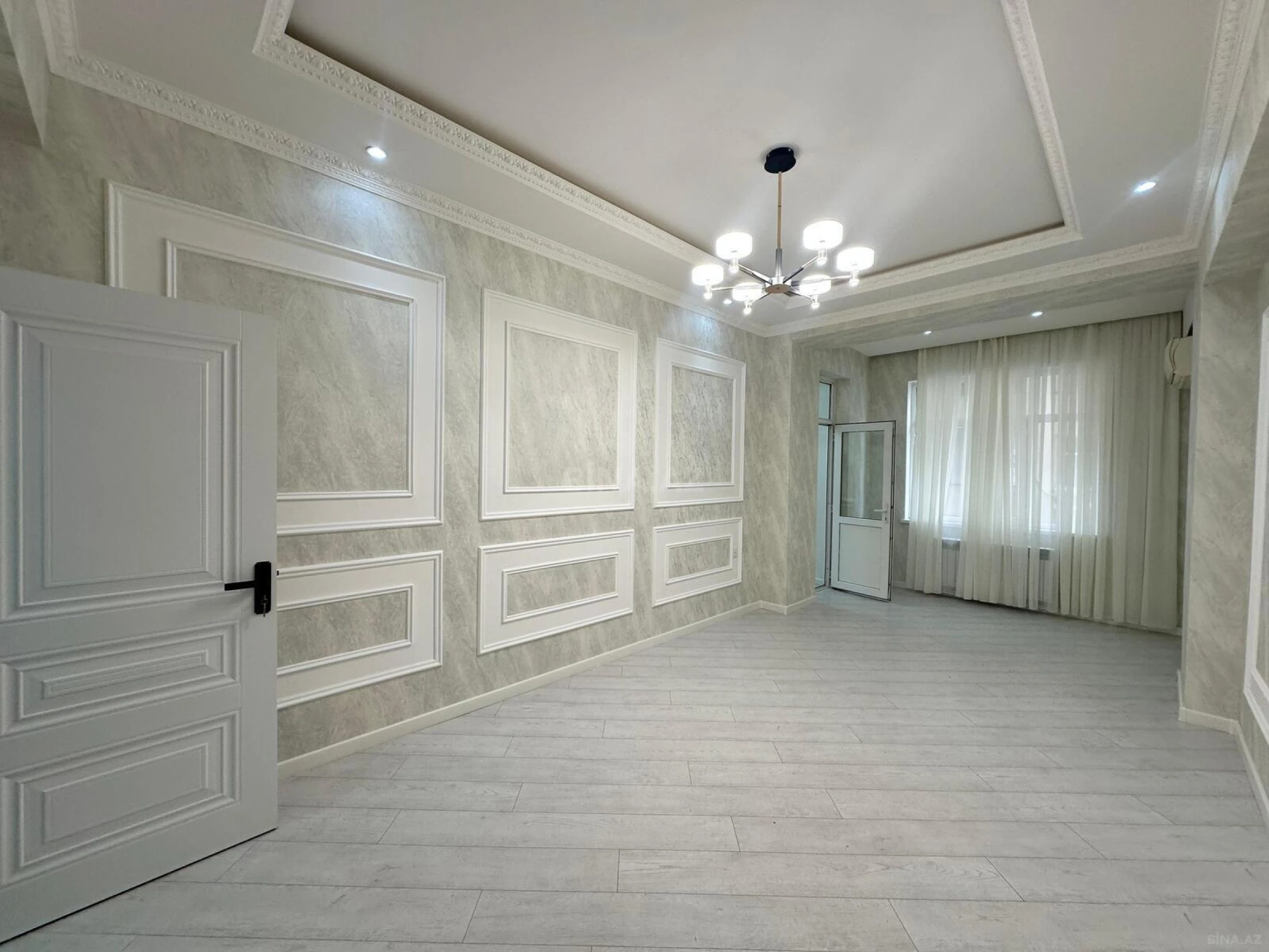 Satılır 2 otaqlı mənzil 65 m²