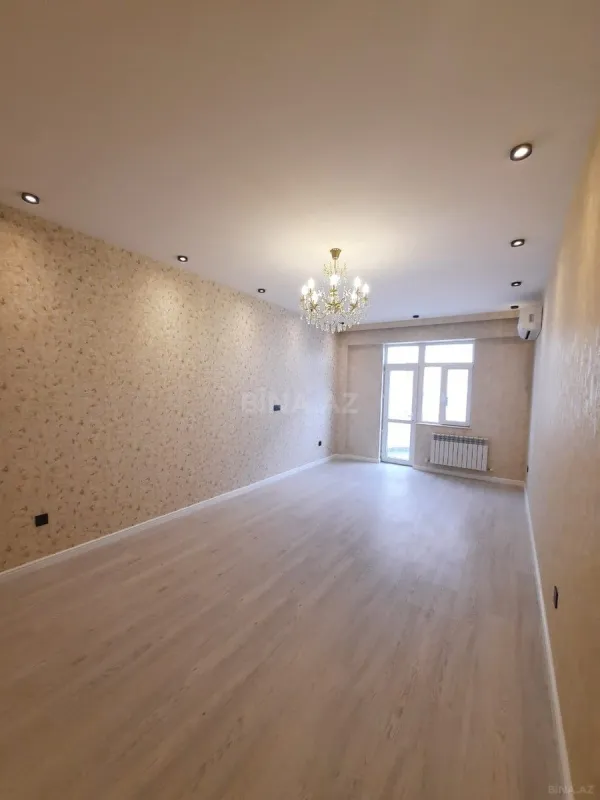 Kirayə verilir 3 otaqlı mənzil 132 m²