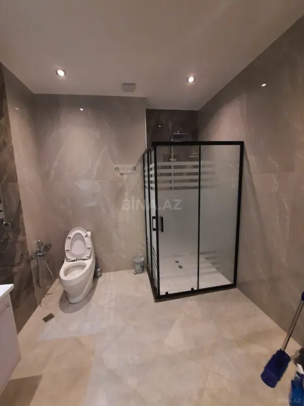 Kirayə verilir 3 otaqlı mənzil 132 m²