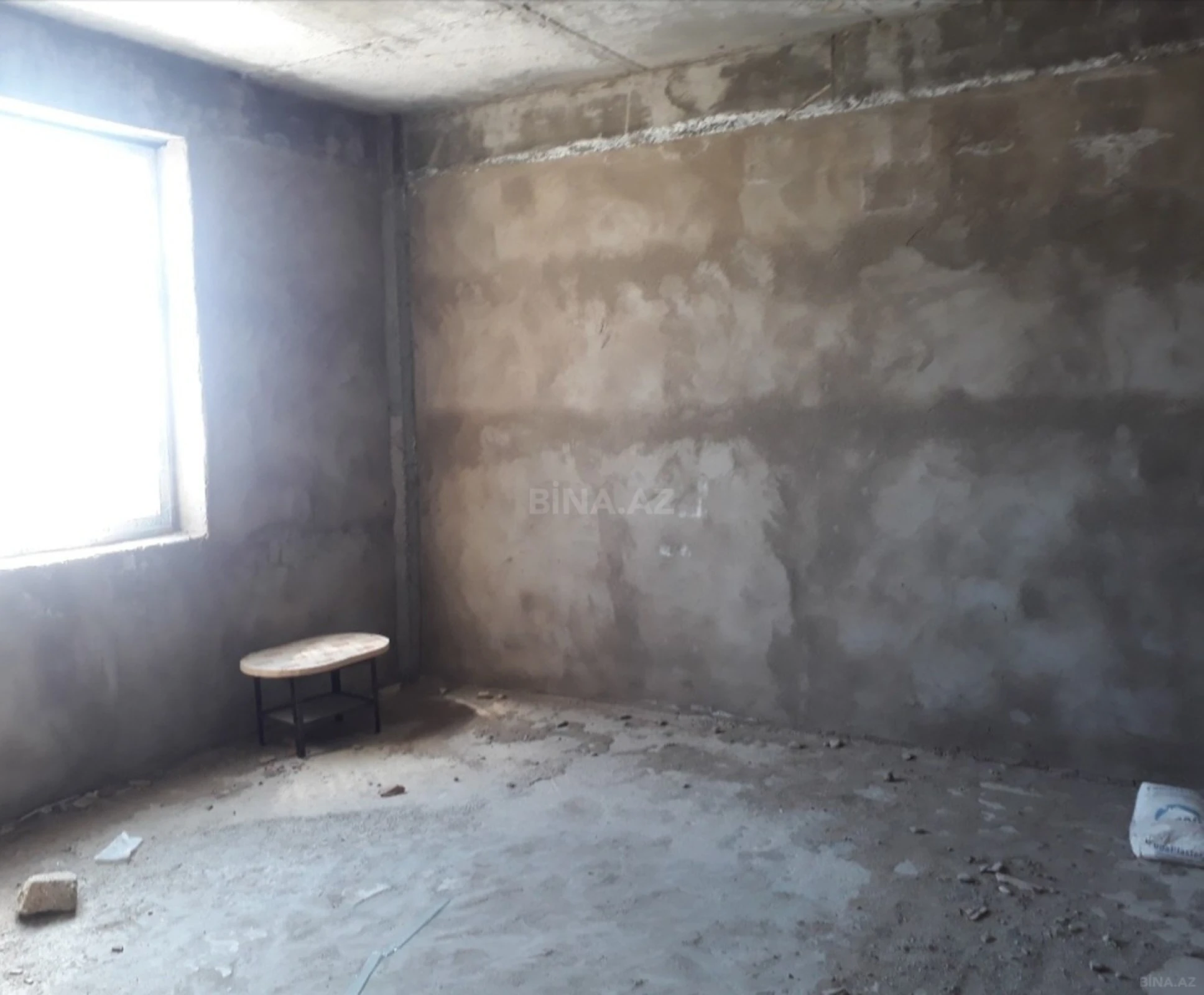 Satılır 1 otaqlı mənzil 47 m²