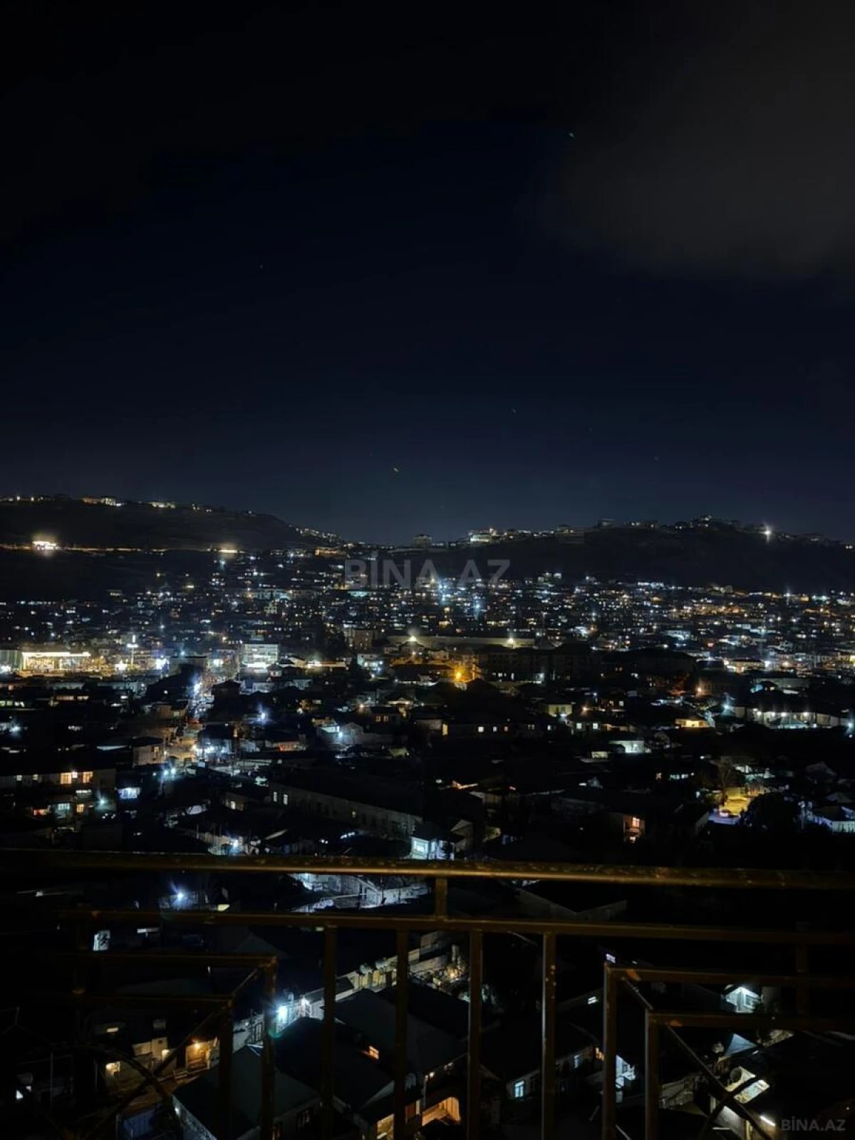 Satılır 2 otaqlı mənzil 79 m²