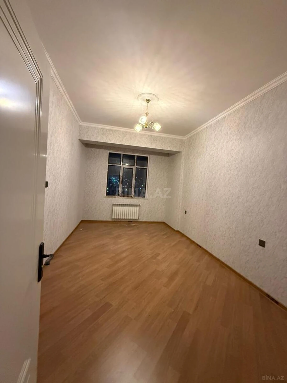 Satılır 2 otaqlı mənzil 79 m²