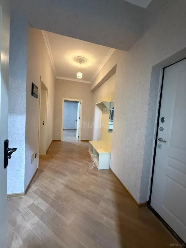 Satılır 2 otaqlı mənzil 79 m²