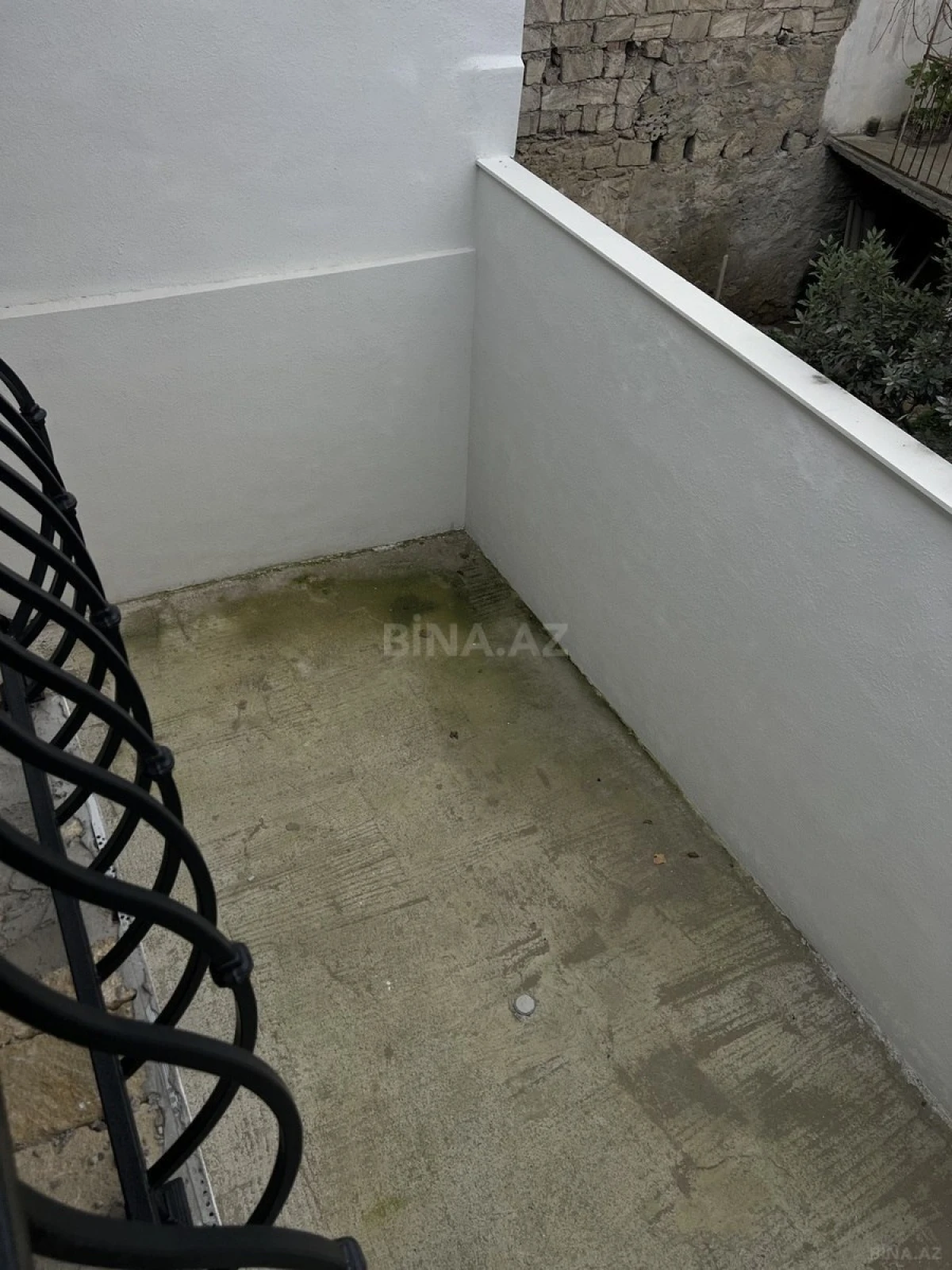 Satılır 5 otaqlı həyət evi 270 m²