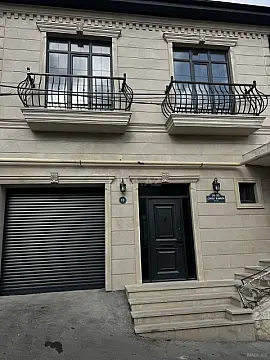 Satılır 5 otaqlı həyət evi 270 m² — Bakı, Nəsimi 5 otaq 270.00 m²