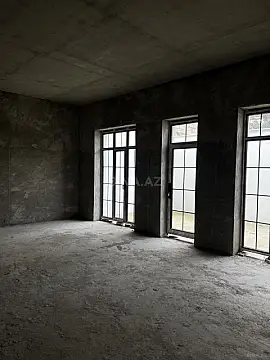 Satılır 5 otaqlı həyət evi 270 m²