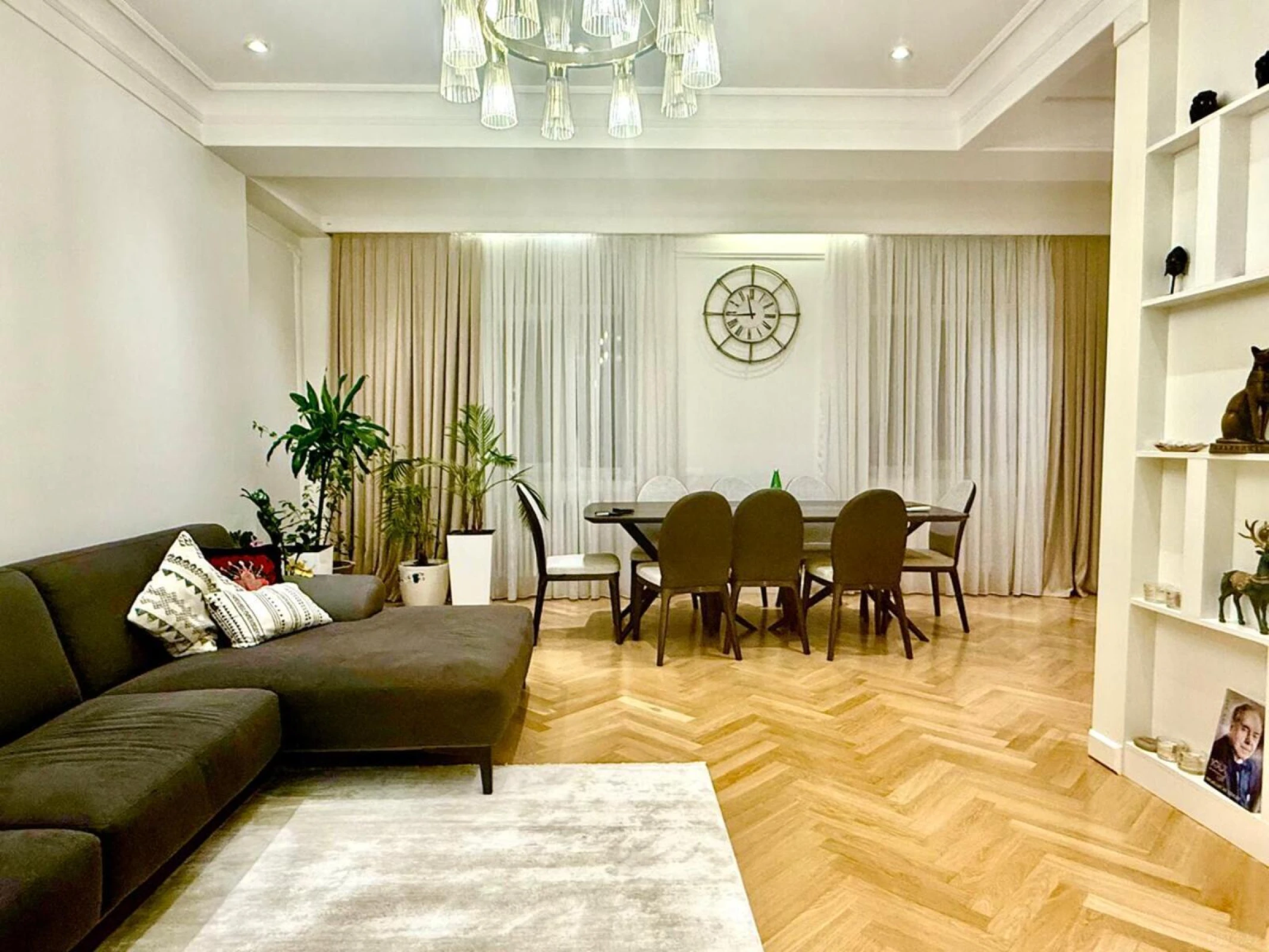 Satılır 3 otaqlı mənzil 110 m²