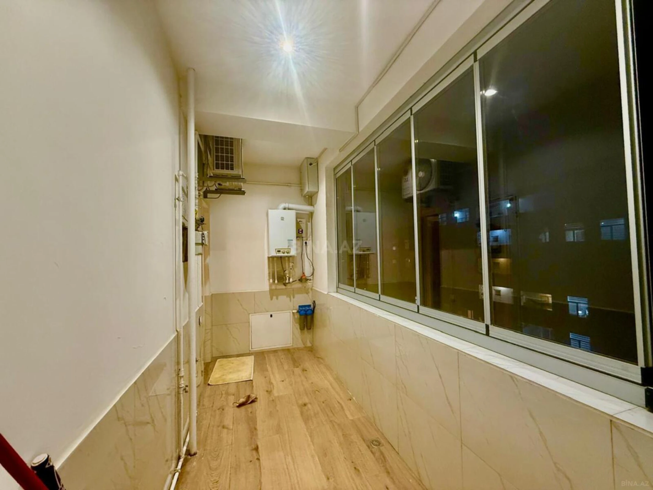 Satılır 3 otaqlı mənzil 110 m²