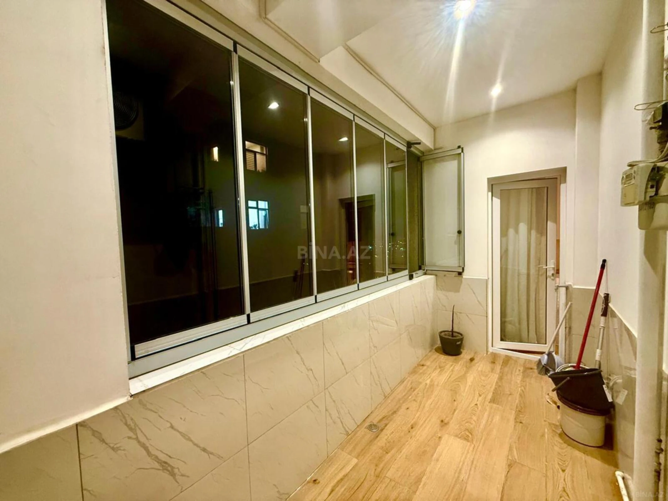Satılır 3 otaqlı mənzil 110 m²