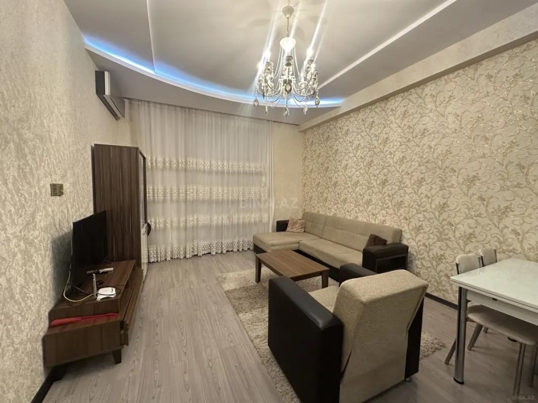 Kirayə verilir 2 otaqlı mənzil 60 m²