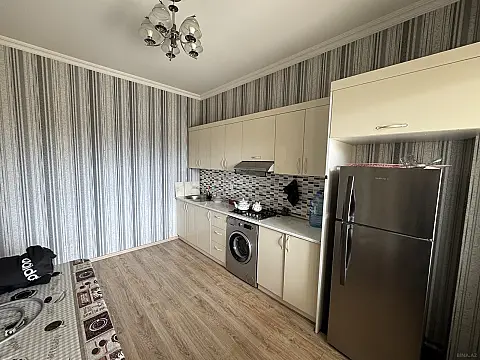 Kirayə verilir 4 otaqlı həyət evi 200 m²