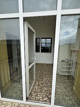 Kirayə verilir 4 otaqlı həyət evi 200 m²