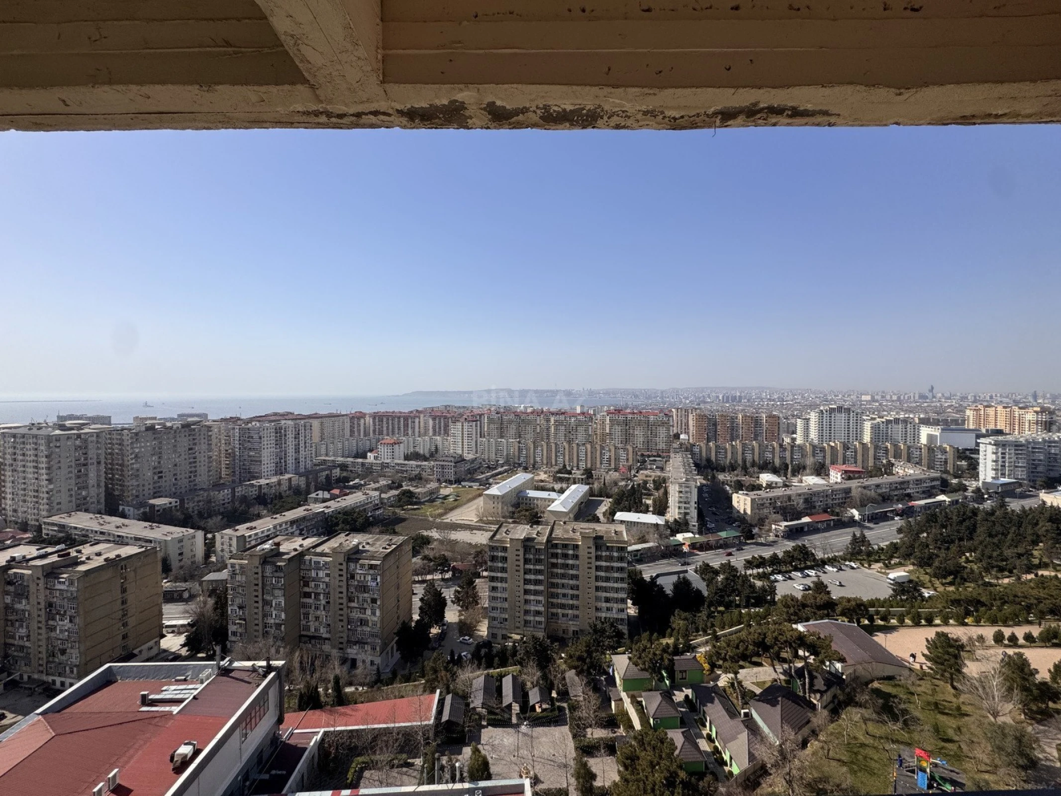 Kirayə verilir 2 otaqlı mənzil 120 m²