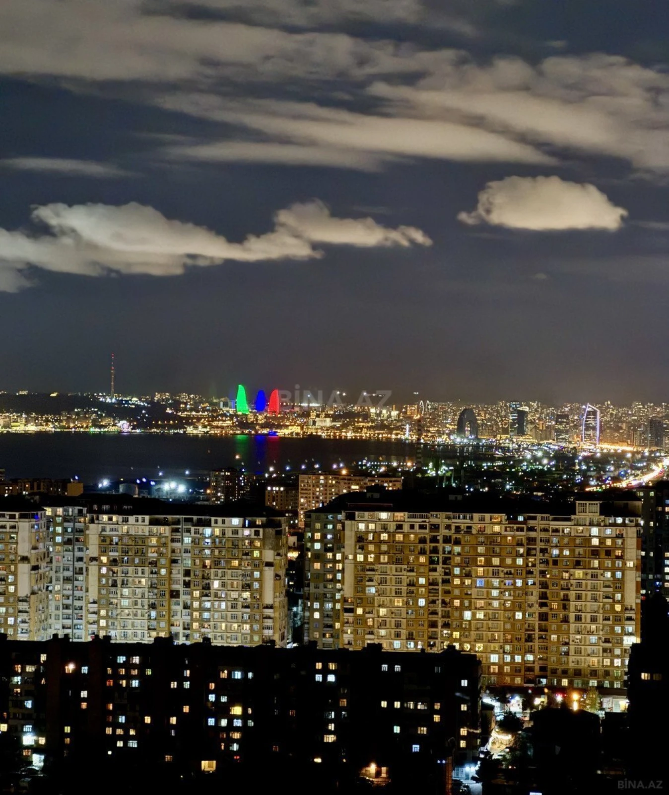 Kirayə verilir 2 otaqlı mənzil 120 m²