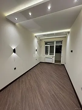 Satılır 3 otaqlı mənzil 135 m²