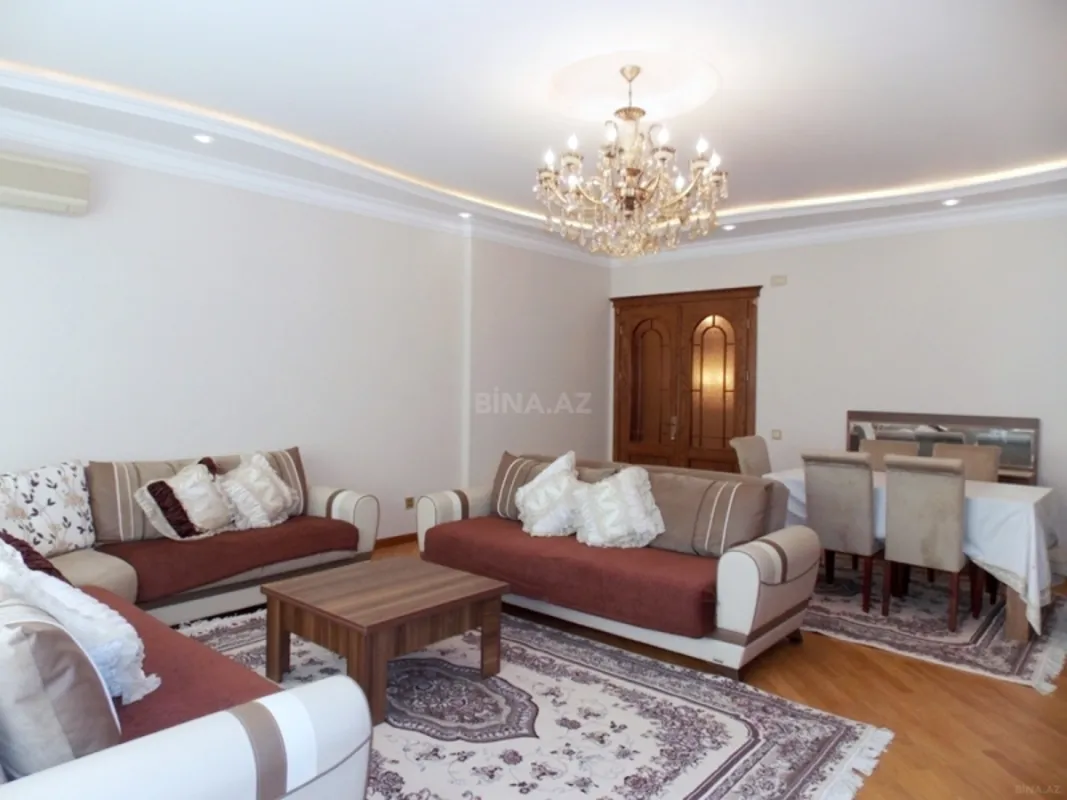 Kirayə verilir 3 otaqlı mənzil 135 m²
