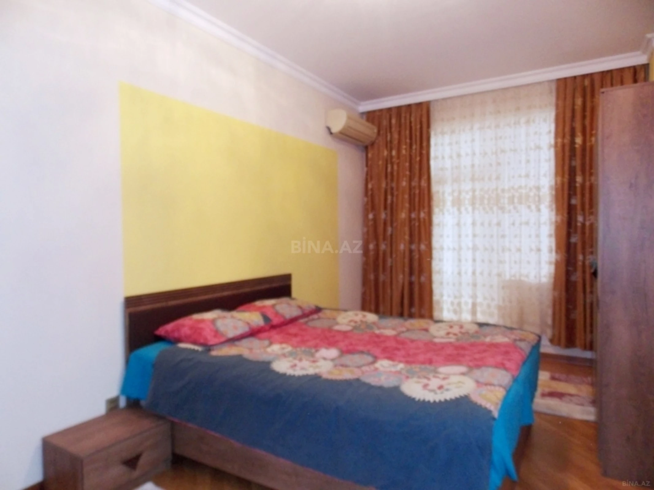 Kirayə verilir 3 otaqlı mənzil 135 m²