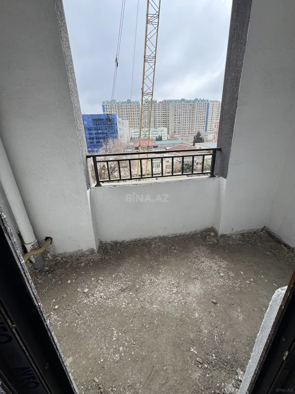 Satılır 1 otaqlı mənzil 76.6 m²