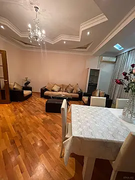 Kirayə verilir 4 otaqlı mənzil 163 m²
