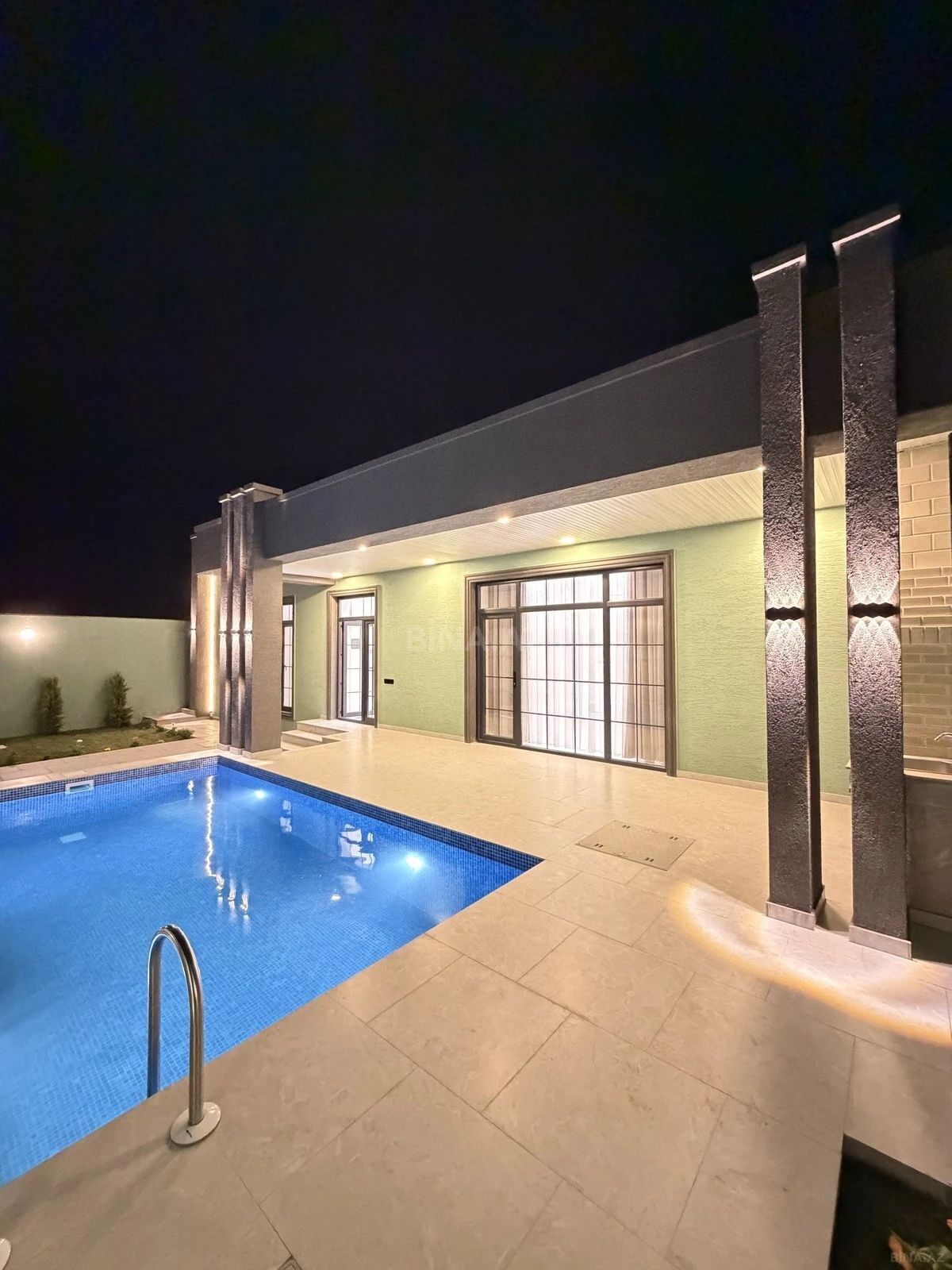 Satılır 4 otaqlı həyət evi 150 m²