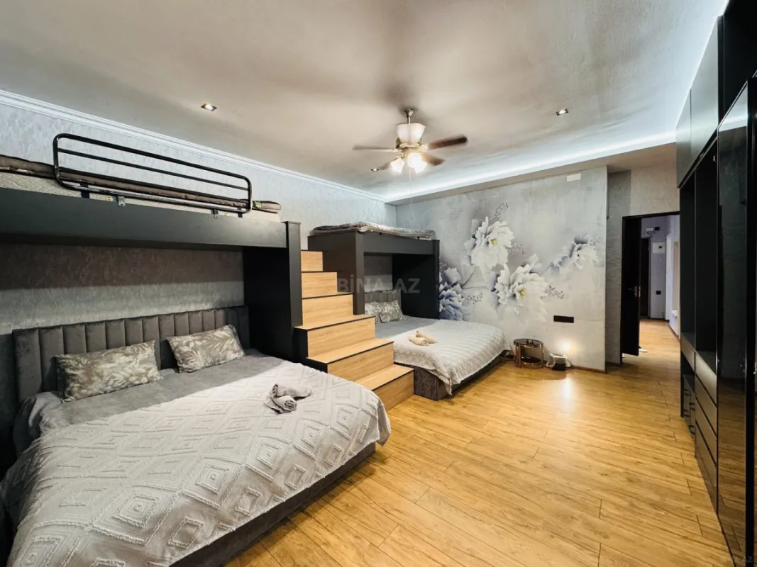 Kirayə verilir 3 otaqlı mənzil 135 m²