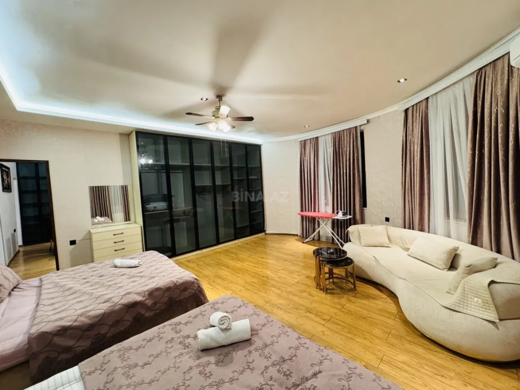 Kirayə verilir 3 otaqlı mənzil 135 m²