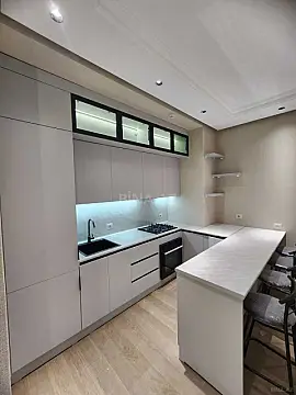 Kirayə verilir 2 otaqlı mənzil 58 m²