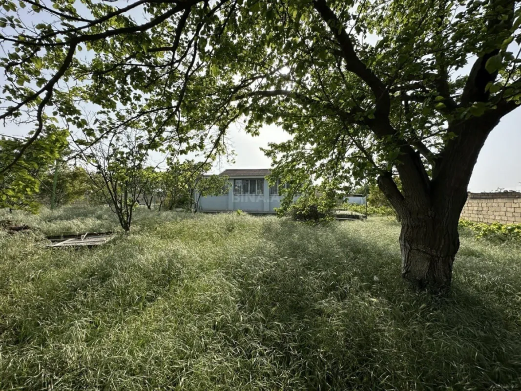 Satılır 4 otaqlı həyət evi 100 m²