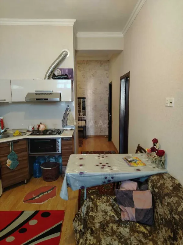 Satılır 1 otaqlı mənzil 56 m²