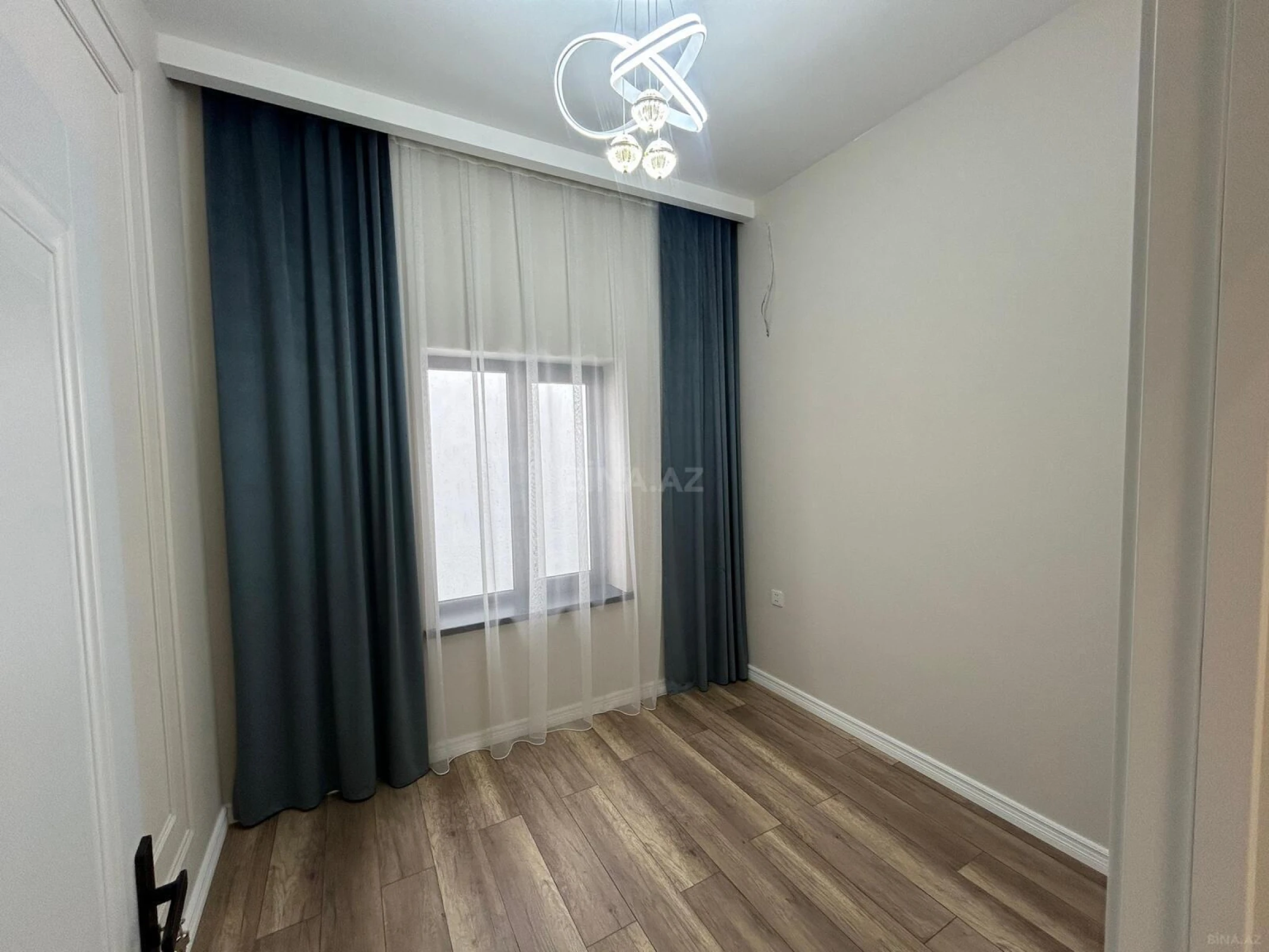 Satılır 4 otaqlı həyət evi 130 m²