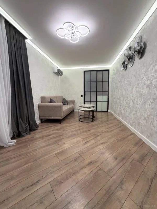 Kirayə verilir 2 otaqlı mənzil 40 m²
