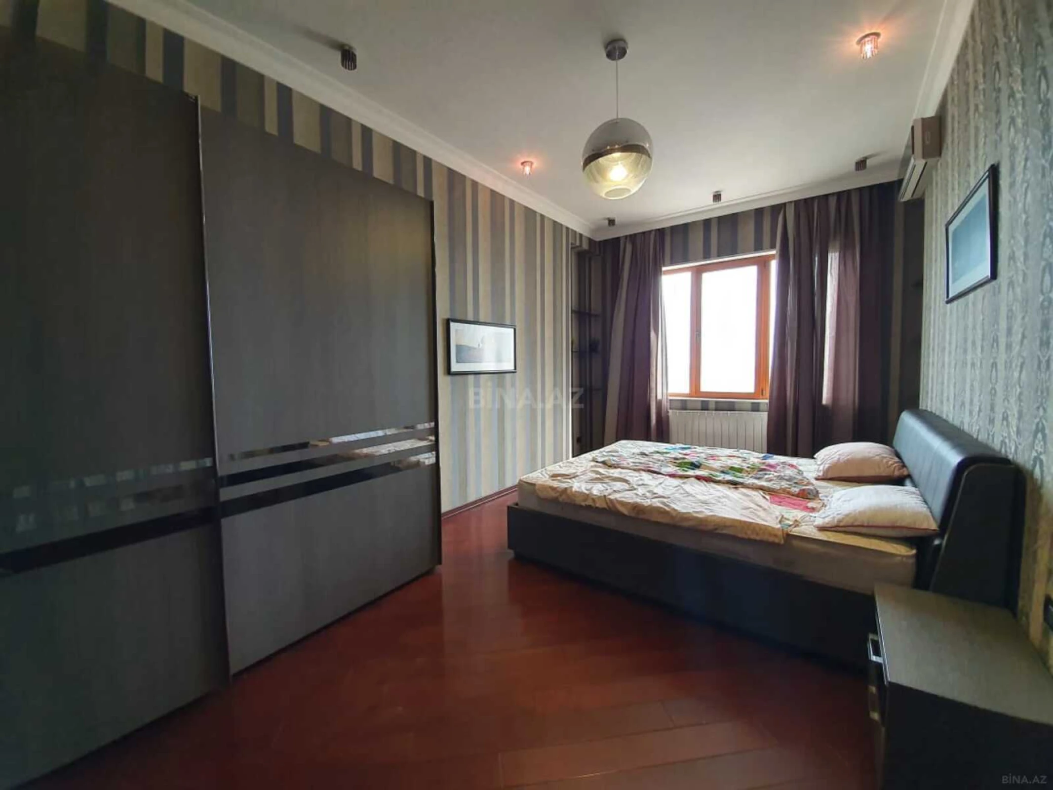 Kirayə verilir 4 otaqlı mənzil 215 m²