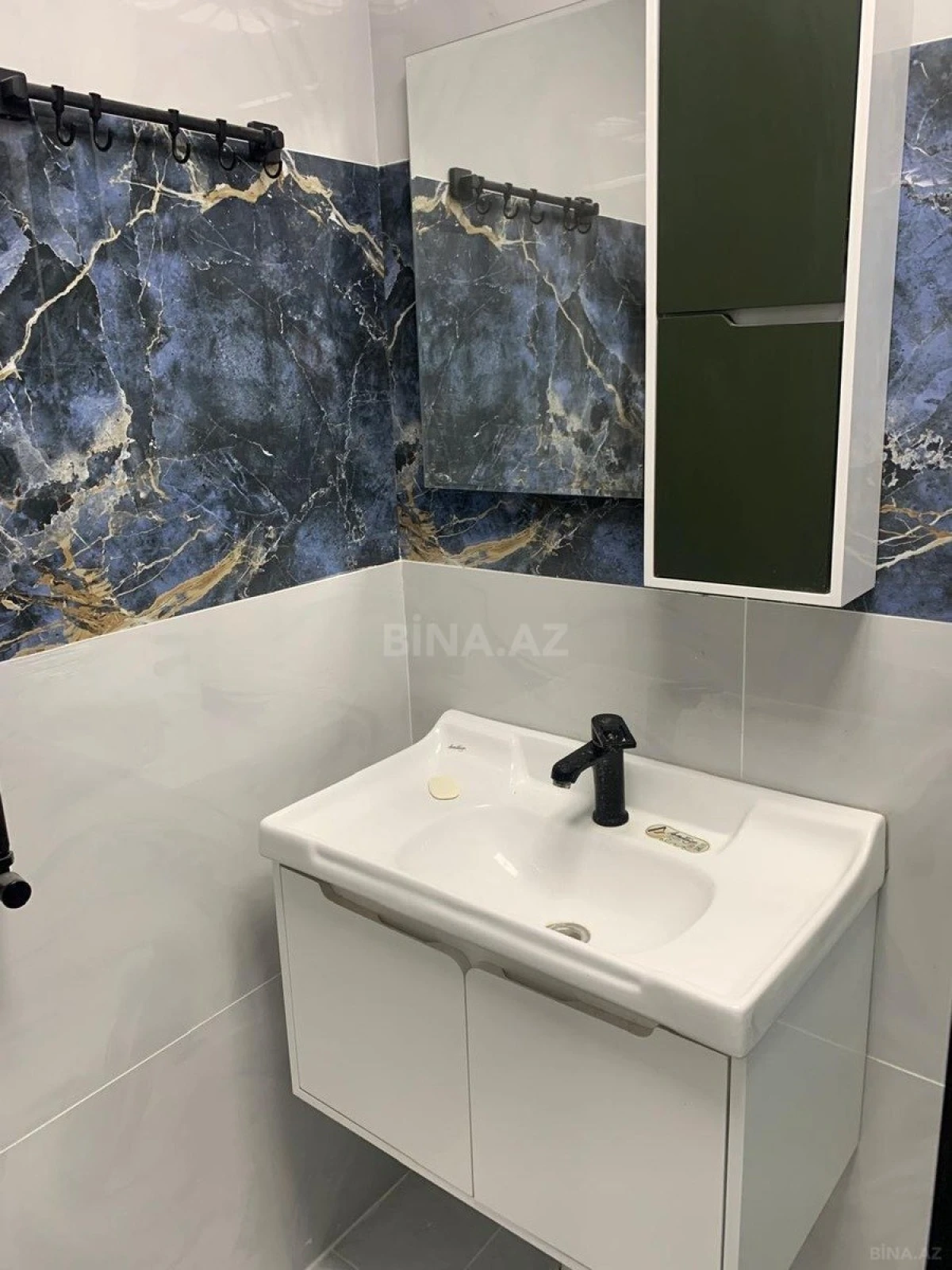 Satılır 2 otaqlı mənzil 55 m²