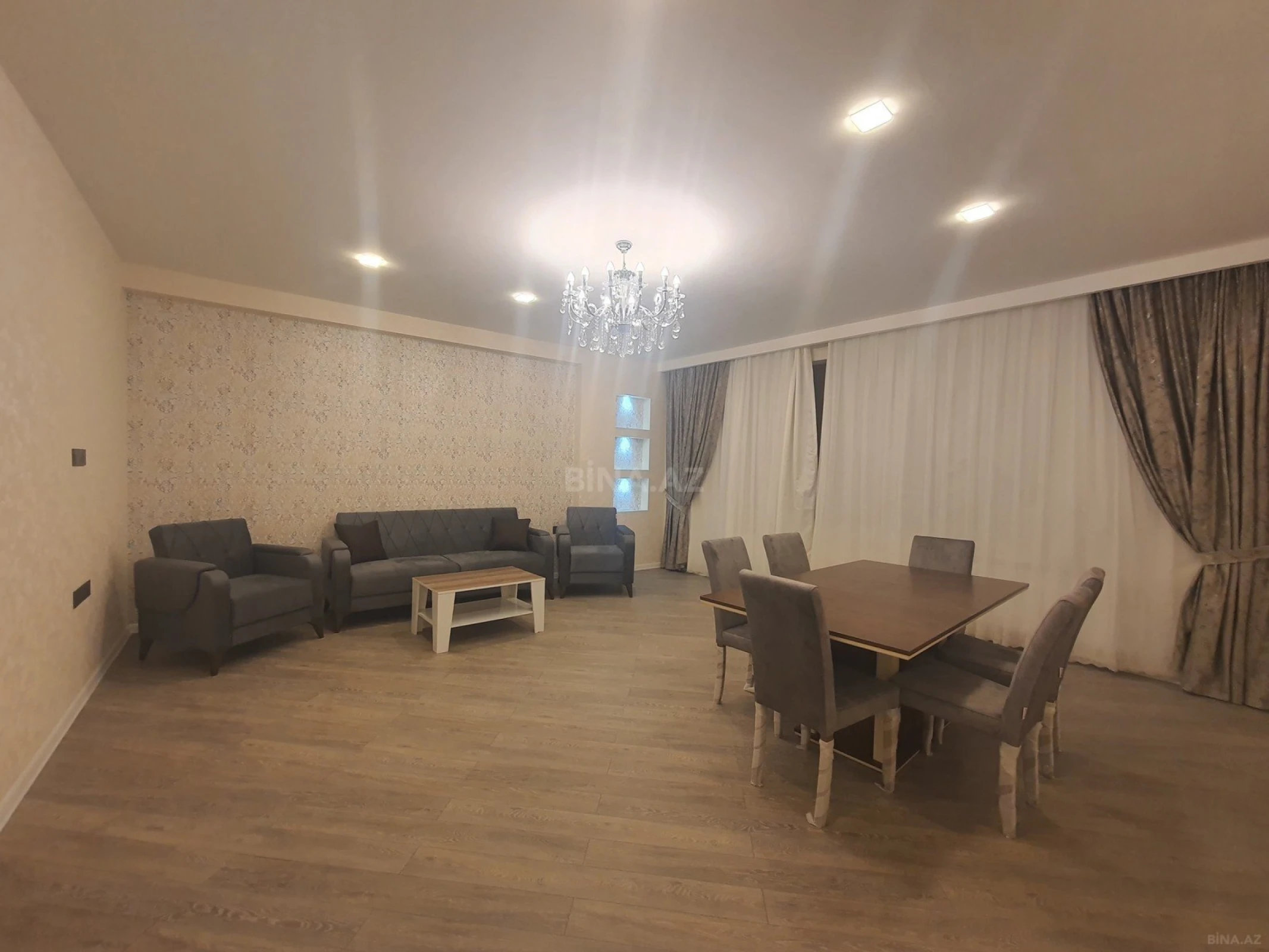 Kirayə verilir 3 otaqlı mənzil 110 m²