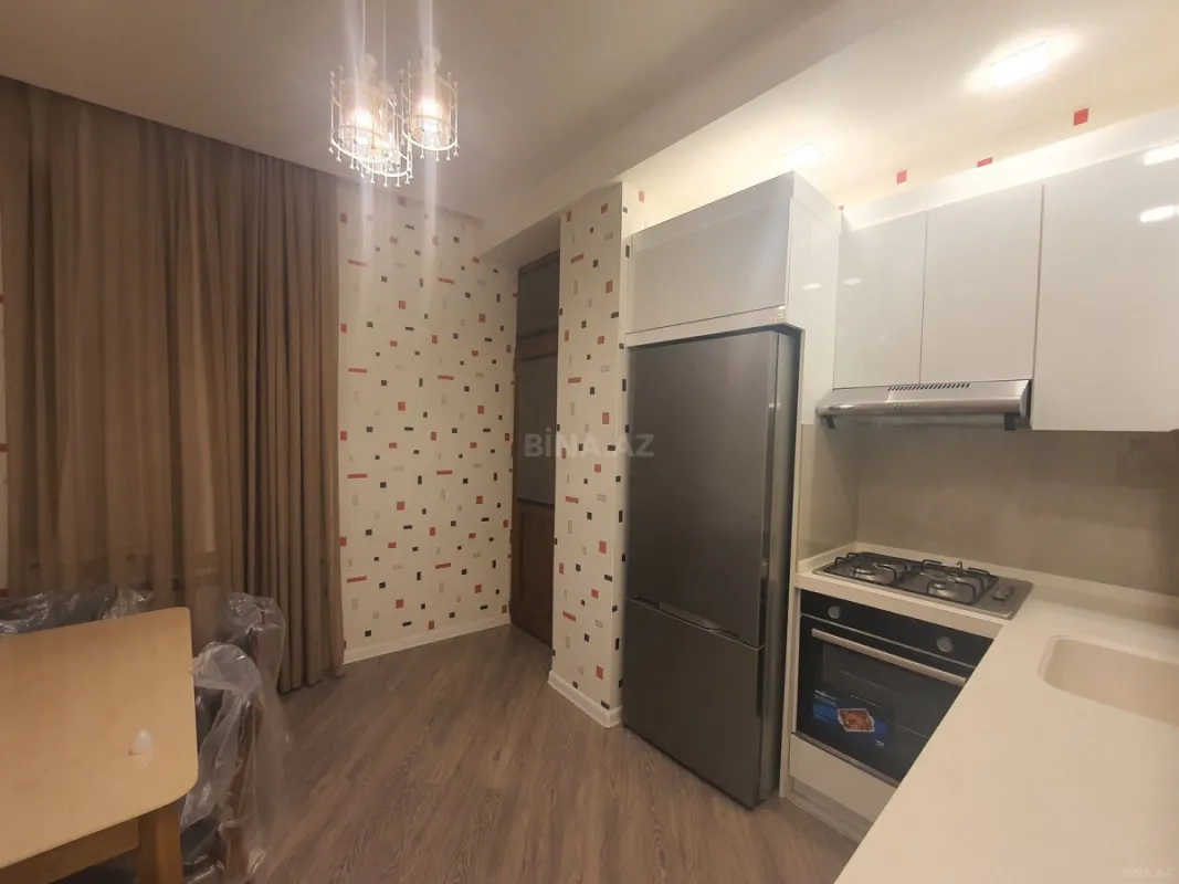 Kirayə verilir 3 otaqlı mənzil 110 m²