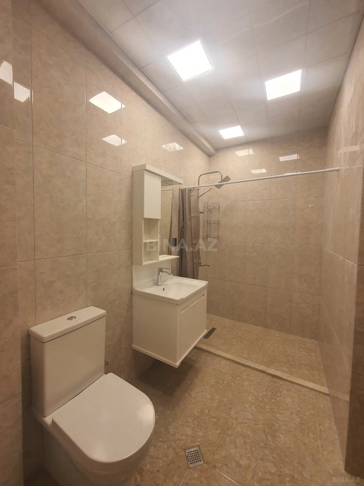 Kirayə verilir 3 otaqlı mənzil 110 m²