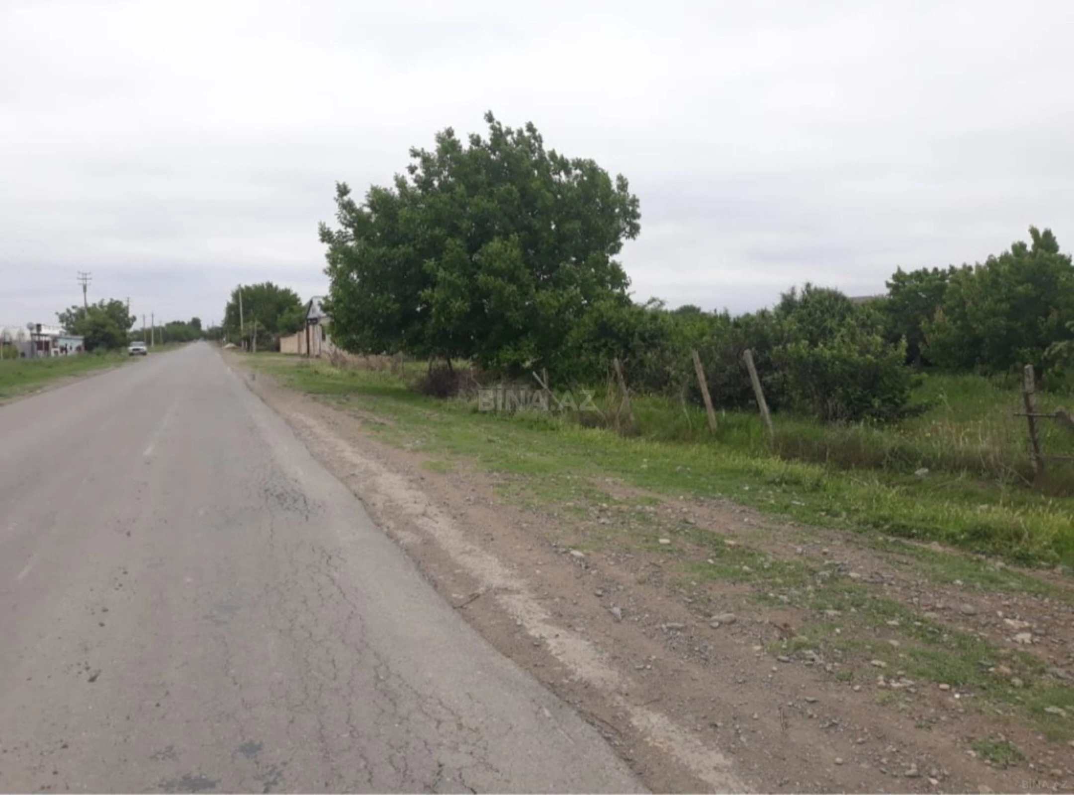 Satılır torpaq sahəsi 10 m²