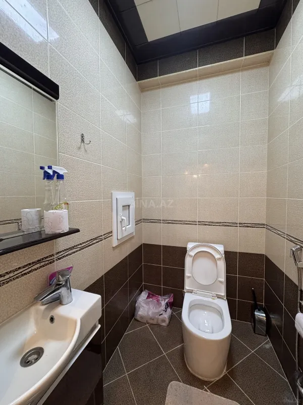 Satılır 3 otaqlı mənzil 130 m²