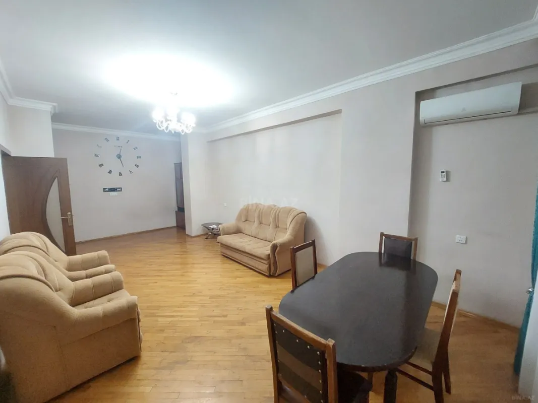 Kirayə verilir 2 otaqlı mənzil 60 m²