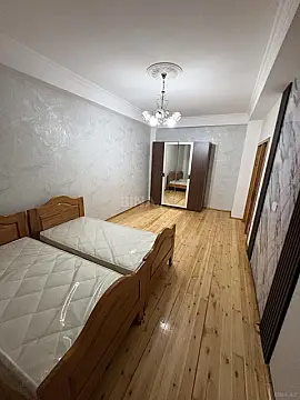 Satılır 1 otaqlı mənzil 50 m²