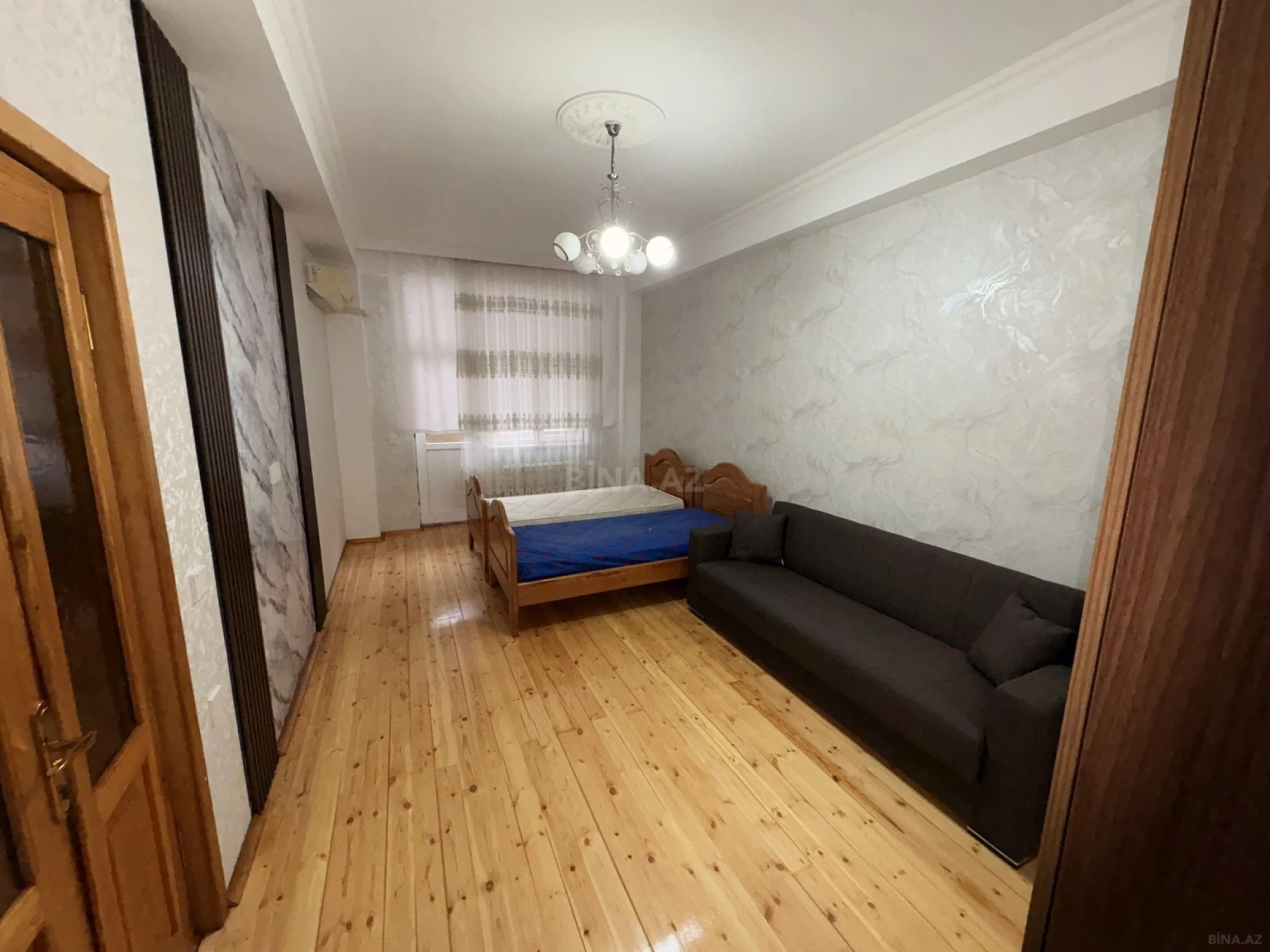 Satılır 1 otaqlı mənzil 50 m²