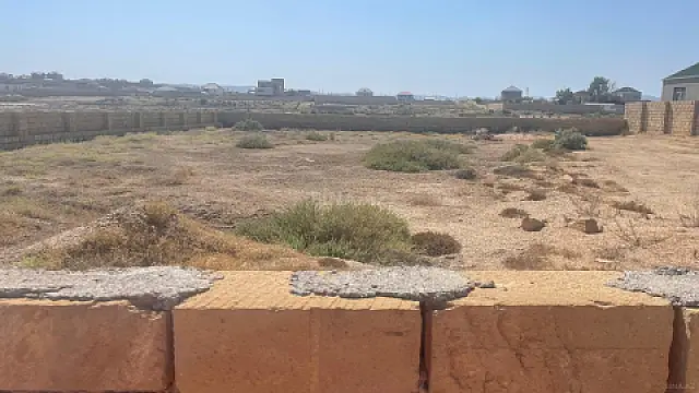 Satılır torpaq sahəsi 12 m²